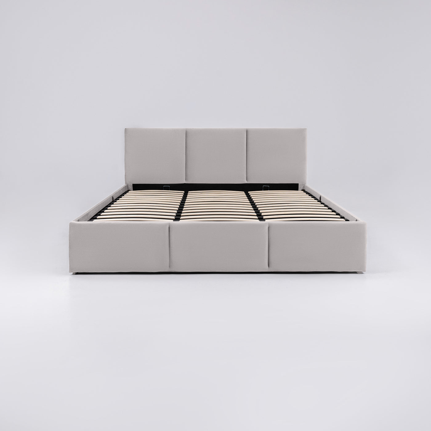 Miegamojo-lova-Topas #spalva_sviesiai-pilka-sahara